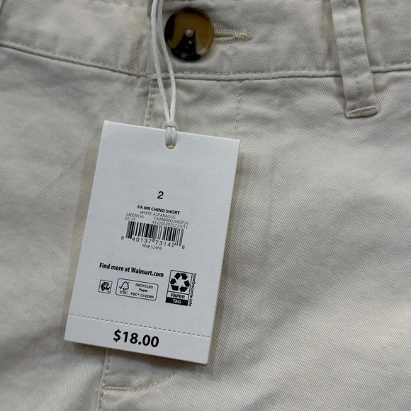 Free Assembly Women's Cream Shorts. NWT Size 2 - Picture 3 of 6